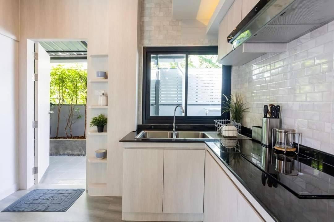 Nut & Non Pool Villa By Duangtham Ban Klong Haeng Exterior photo